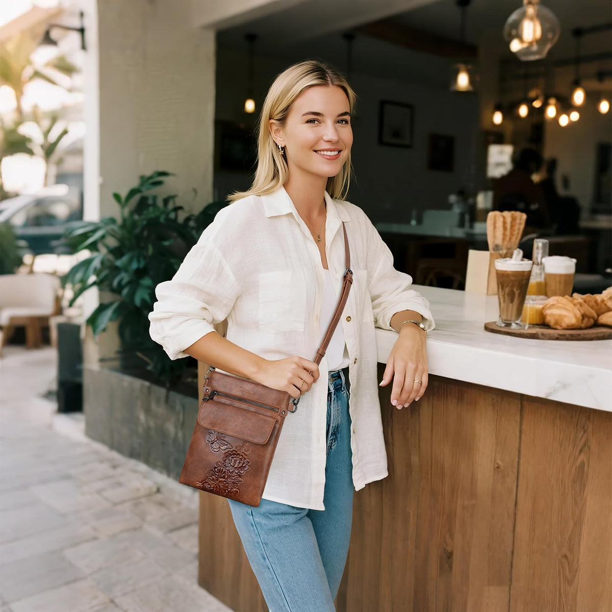 Crossbody Purse M92945