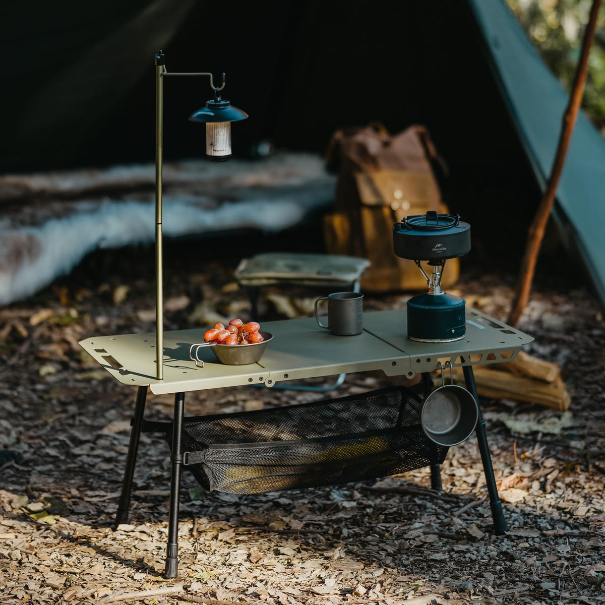 Adjustable Height Camping Table B522322