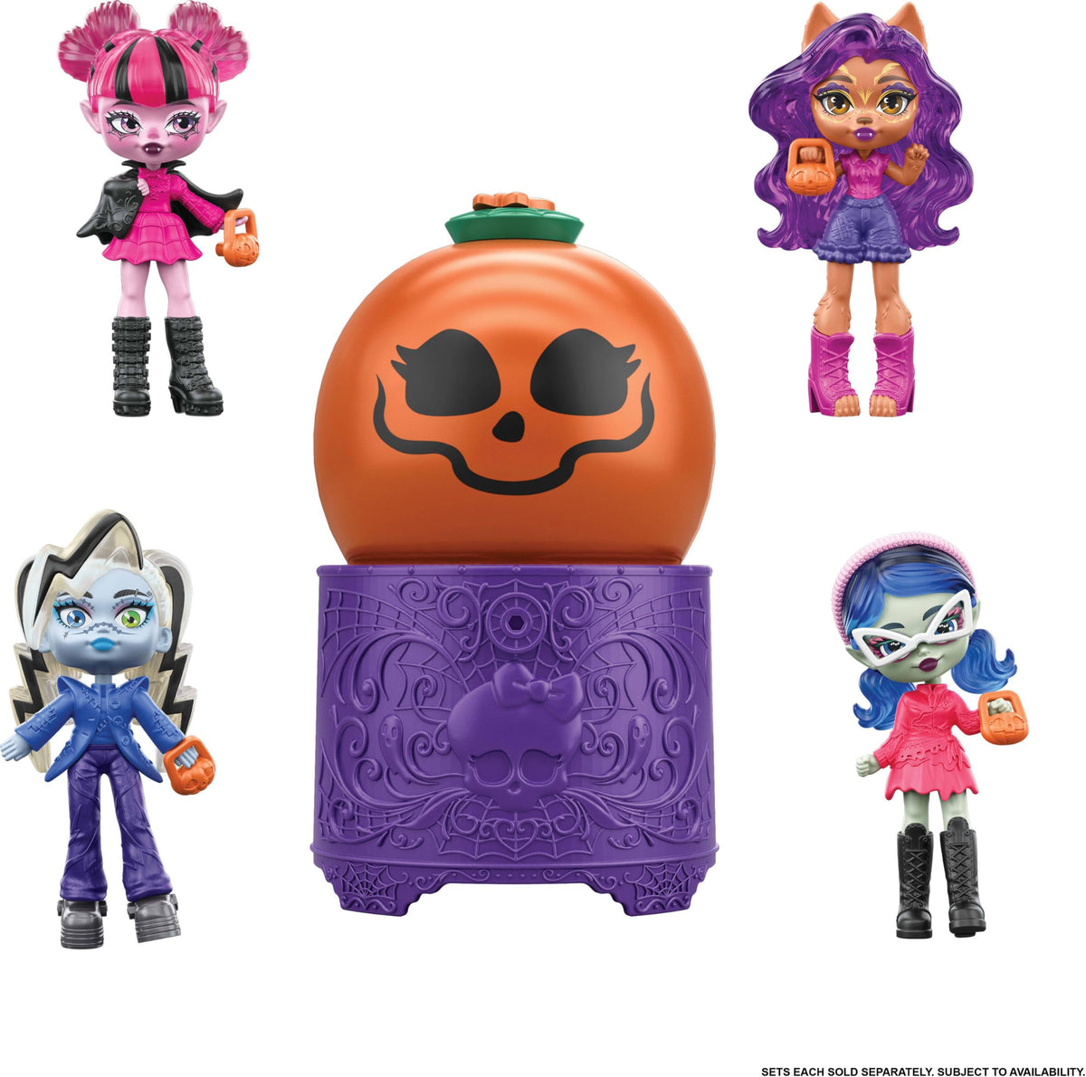 Halloween Mini Doll V618522